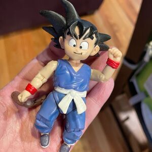 Dragon Ball Z Kid Goku JAKKS 2003 Figure with tail